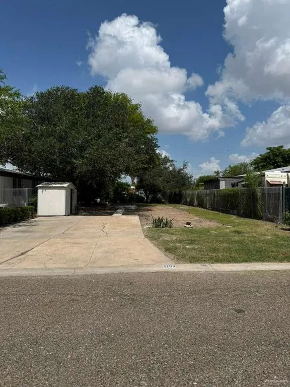3202 Dahlia Street Pharr, TX 78577
