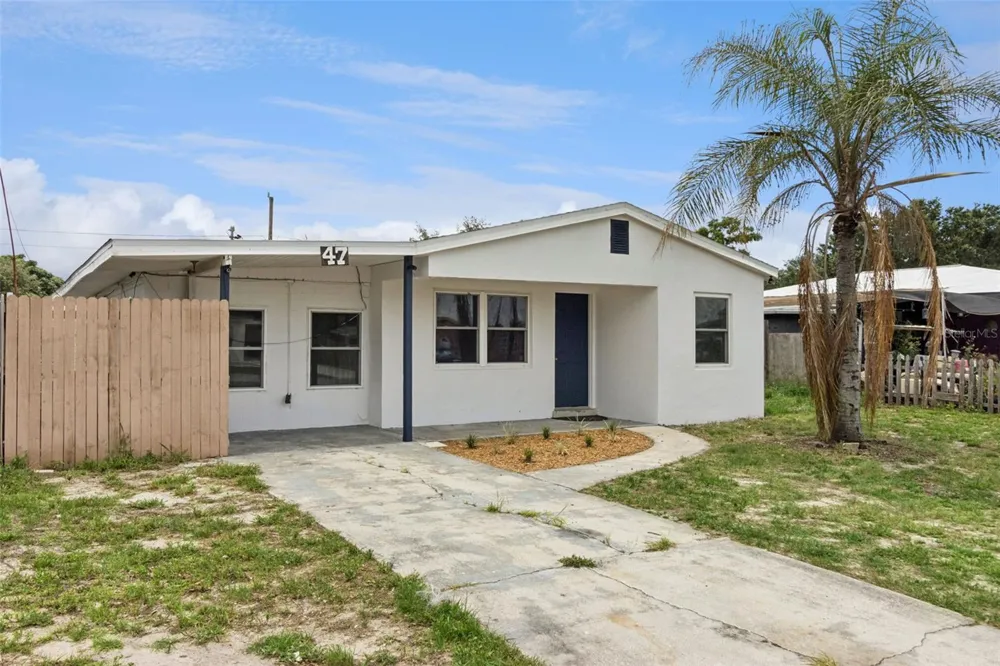 47 PRINCETON AVENUE Frostproof, FL 33843