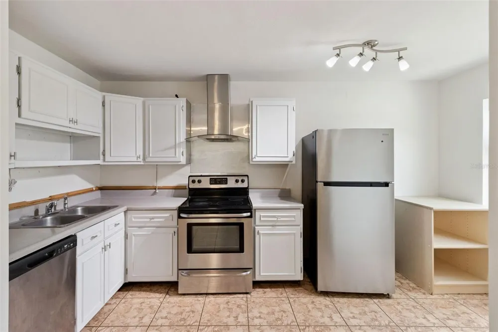 47 PRINCETON AVENUE Frostproof, FL 33843