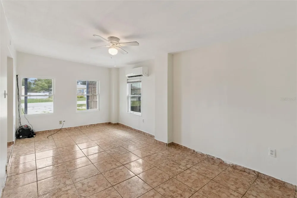 47 PRINCETON AVENUE Frostproof, FL 33843