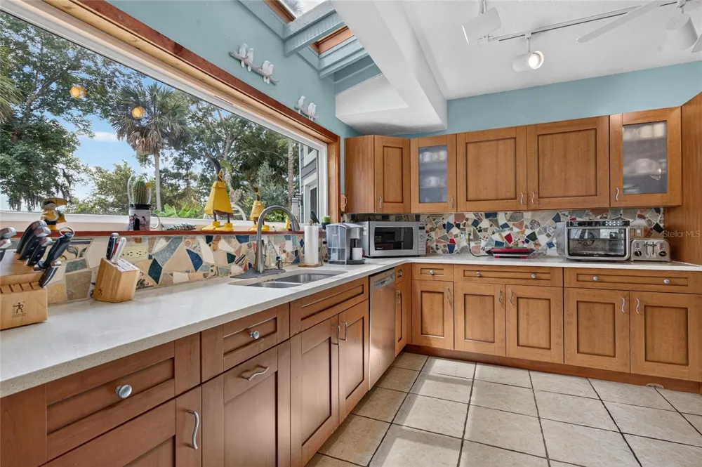 6315 PALMAS BAY CIRCLE Port Orange, FL 32127