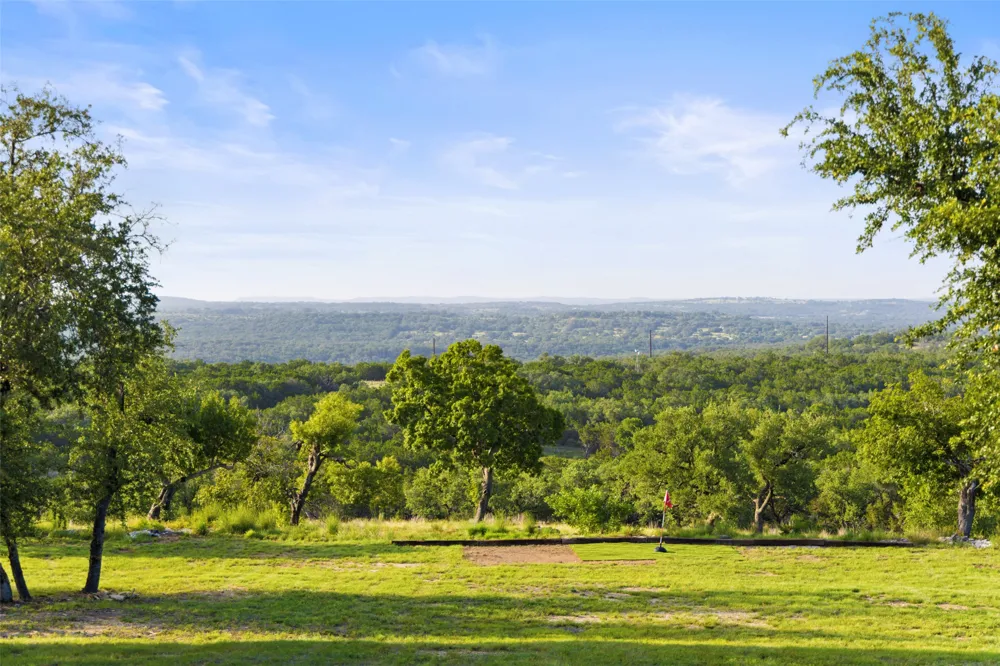 830 Ulrich Road Johnson City, TX 78636