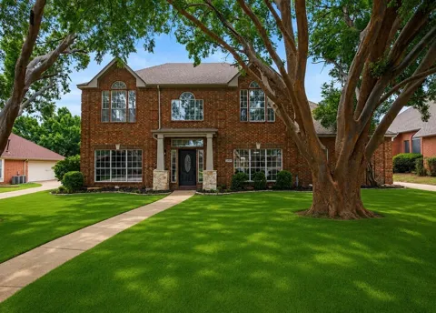 634 Meadowcrest Drive
