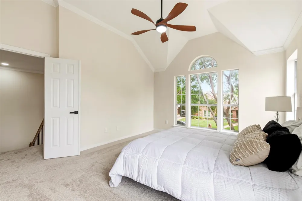 634 Meadowcrest Drive Highland Village, TX 75077