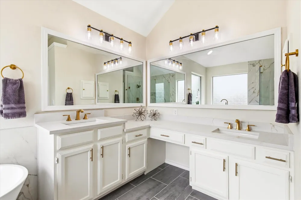634 Meadowcrest Drive Highland Village, TX 75077