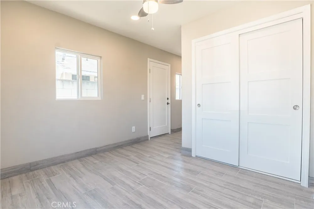 16213 S Thorson Compton, CA 90221