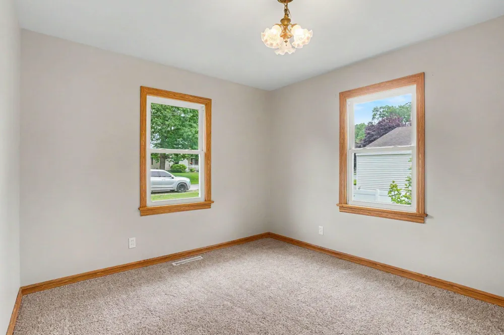1605 Hansen Street Laketon Township, MI 49445