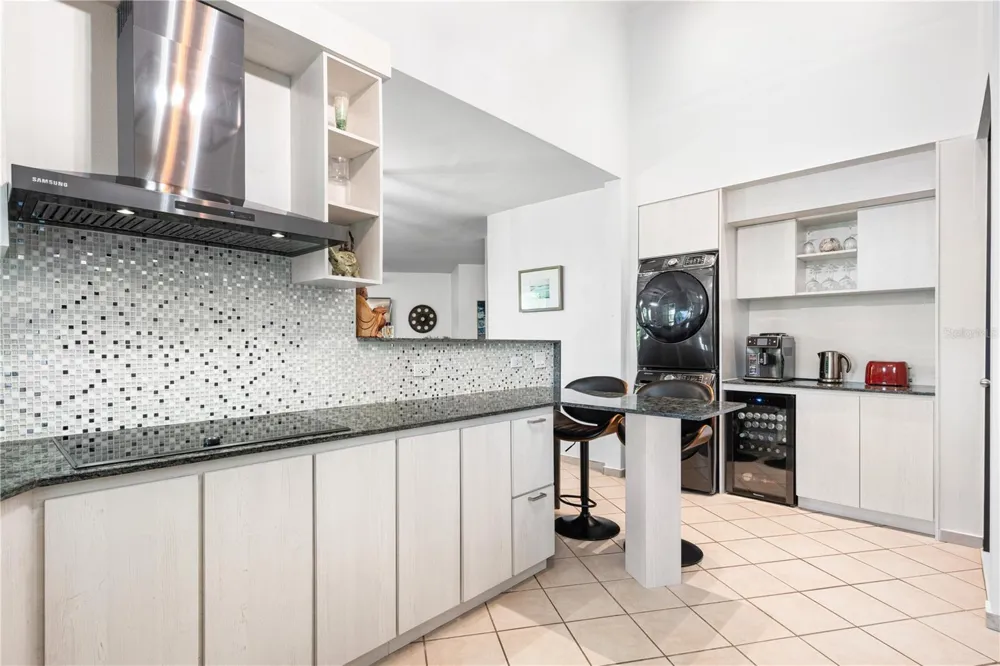 155 CANDELERO DRIVE #D7 Humacao, PR 00791