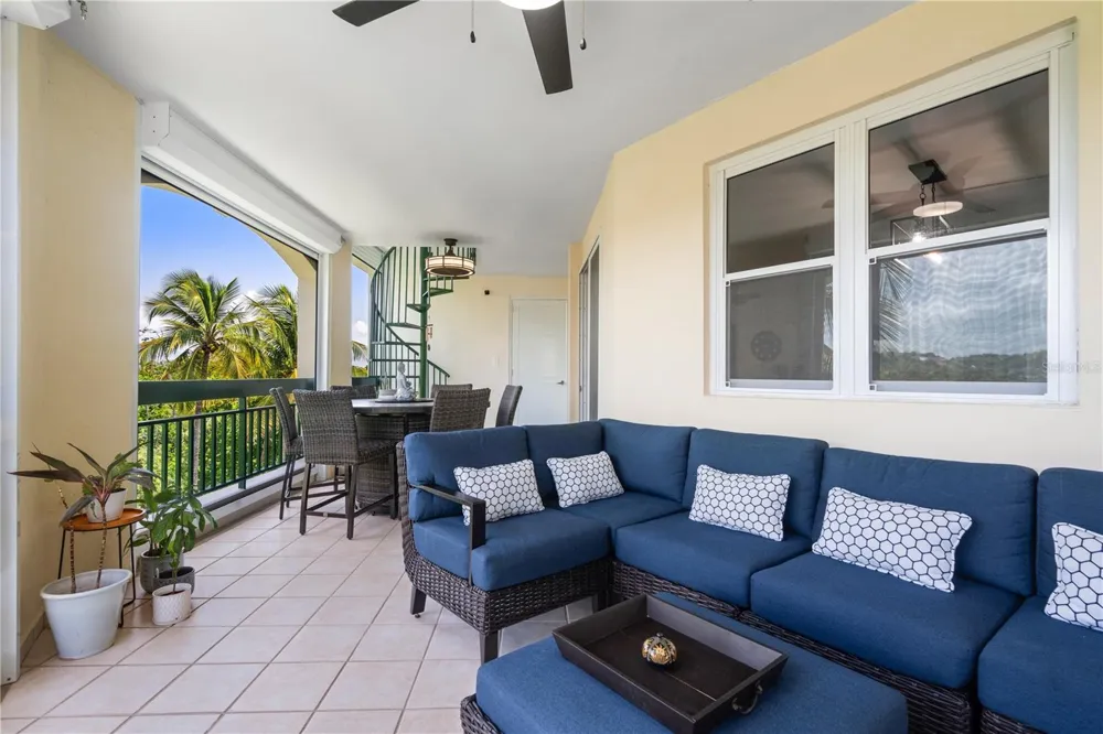 155 CANDELERO DRIVE #D7 Humacao, PR 00791