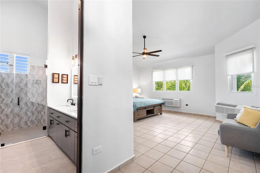155 CANDELERO DRIVE #D7 Humacao, PR 00791