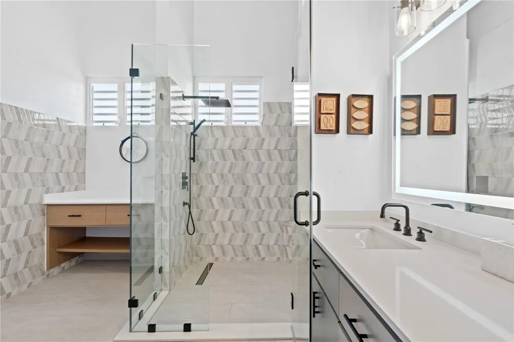 155 CANDELERO DRIVE #D7 Humacao, PR 00791