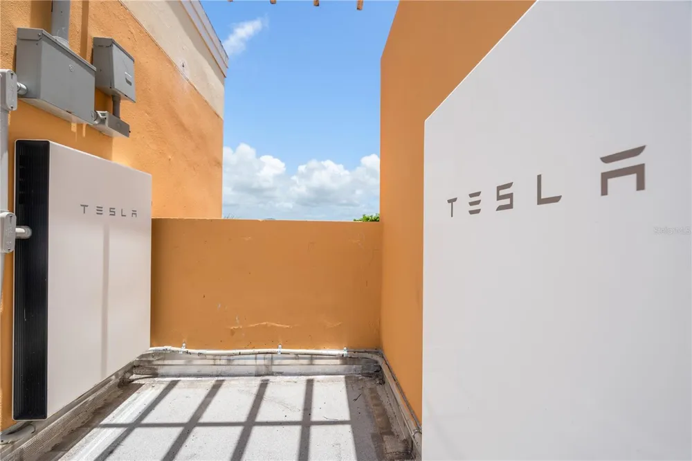 155 CANDELERO DRIVE #D7 Humacao, PR 00791
