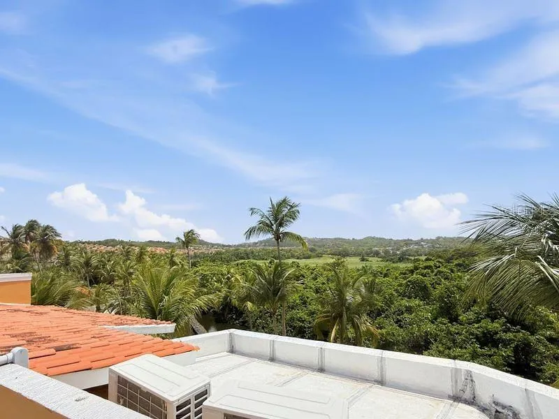 155 CANDELERO DRIVE #D7 Humacao, PR 00791