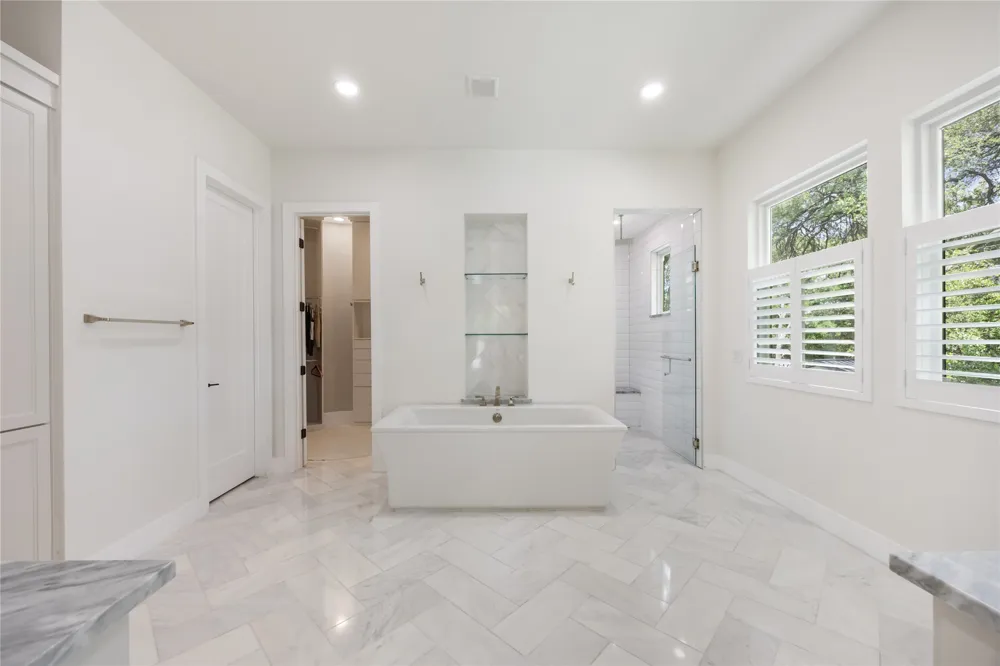 5103 ROLLINGWOOD DRIVE Rollingwood, TX 78746