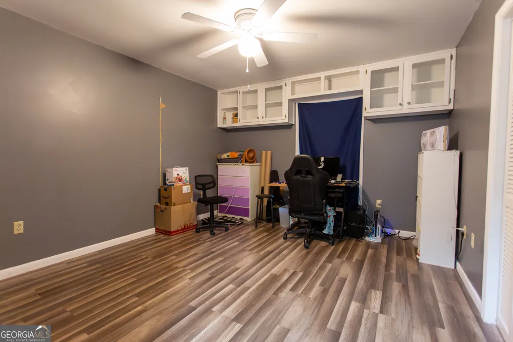 1194 Blackshear Hwy Baxley, GA 31513