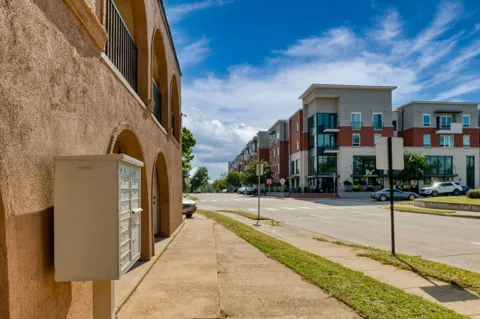 811 S Mesquite Street #02