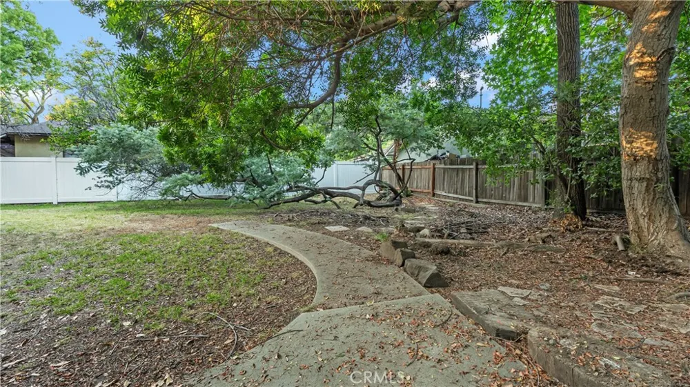 154 S Lima Street Sierra Madre, CA 91024