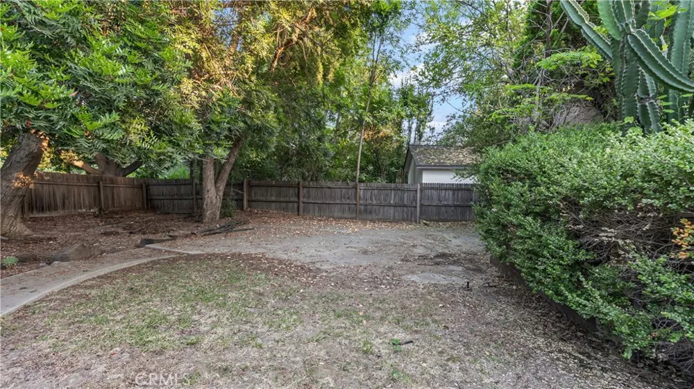 154 S Lima Street Sierra Madre, CA 91024