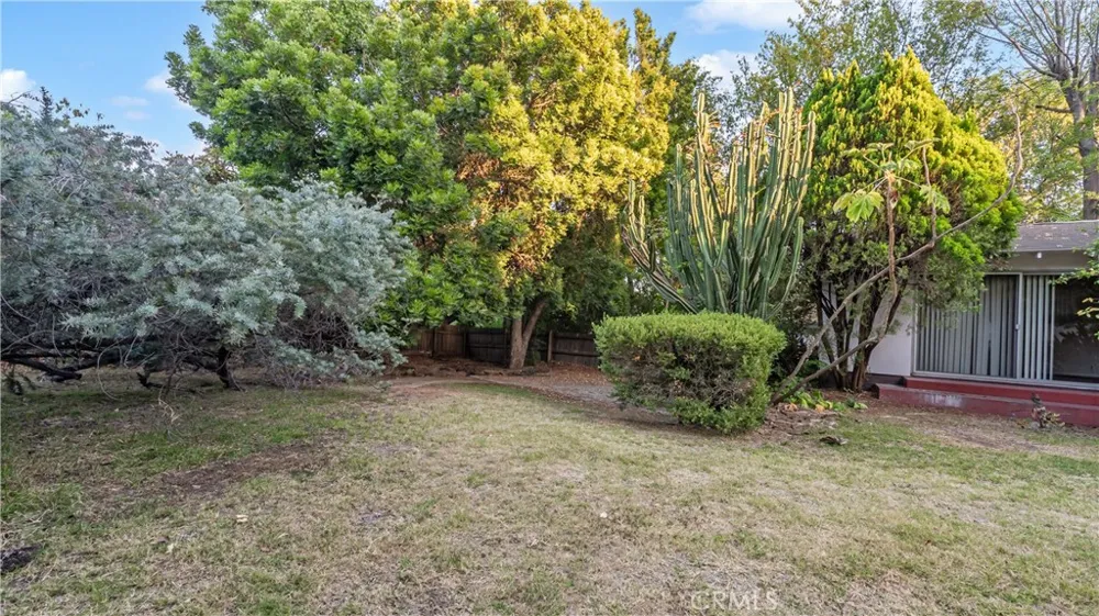154 S Lima Street Sierra Madre, CA 91024