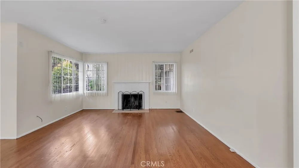 154 S Lima Street Sierra Madre, CA 91024