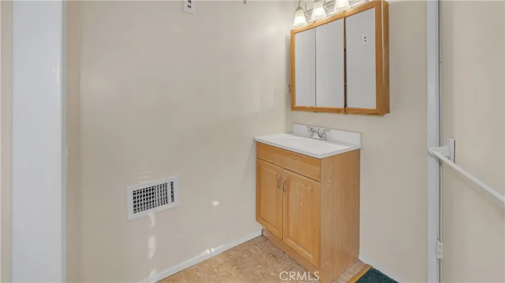 154 S Lima Street Sierra Madre, CA 91024