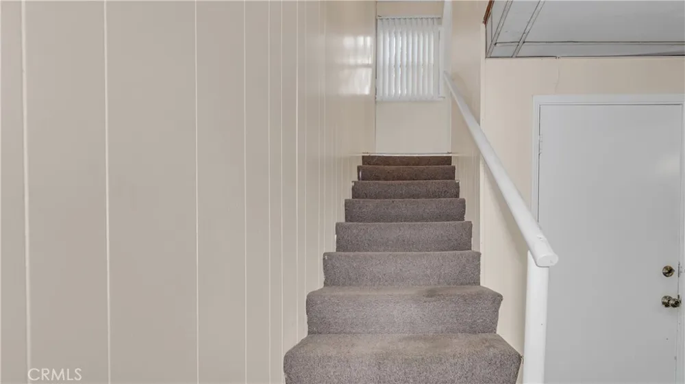 154 S Lima Street Sierra Madre, CA 91024