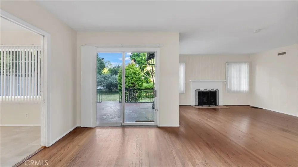 154 S Lima Street Sierra Madre, CA 91024
