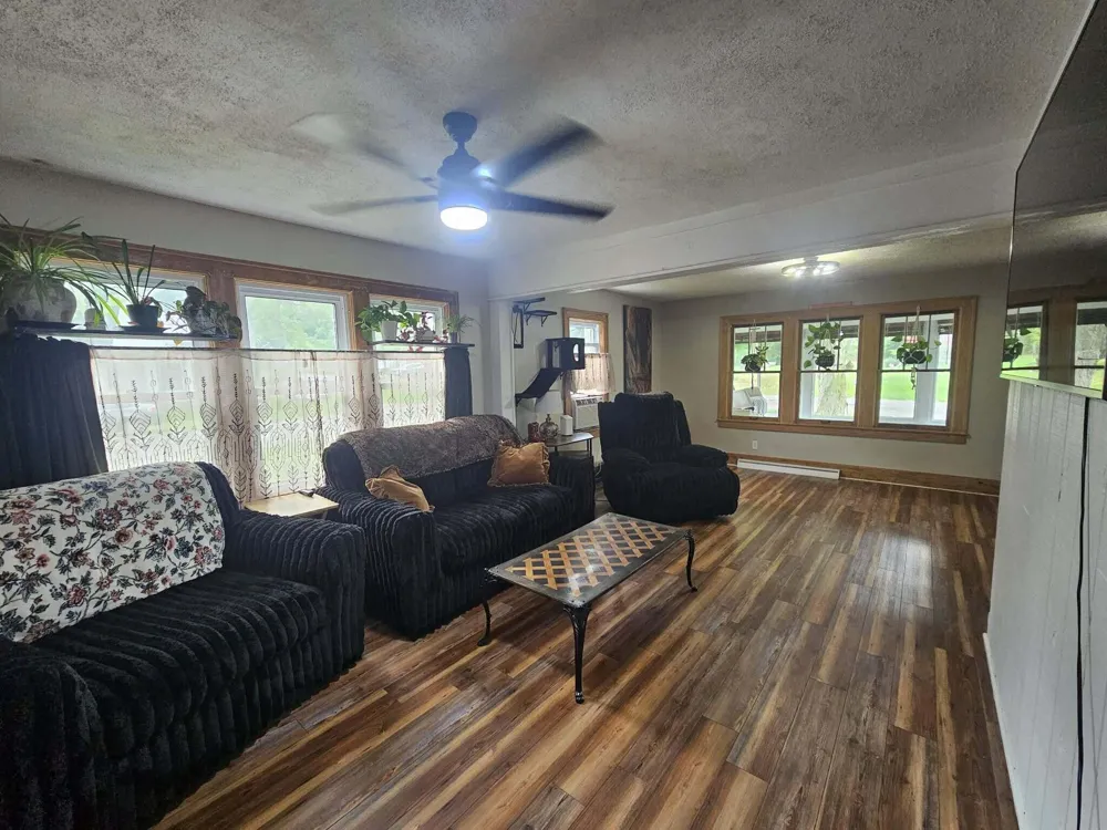 122 High Street Rives Junction, MI 49277