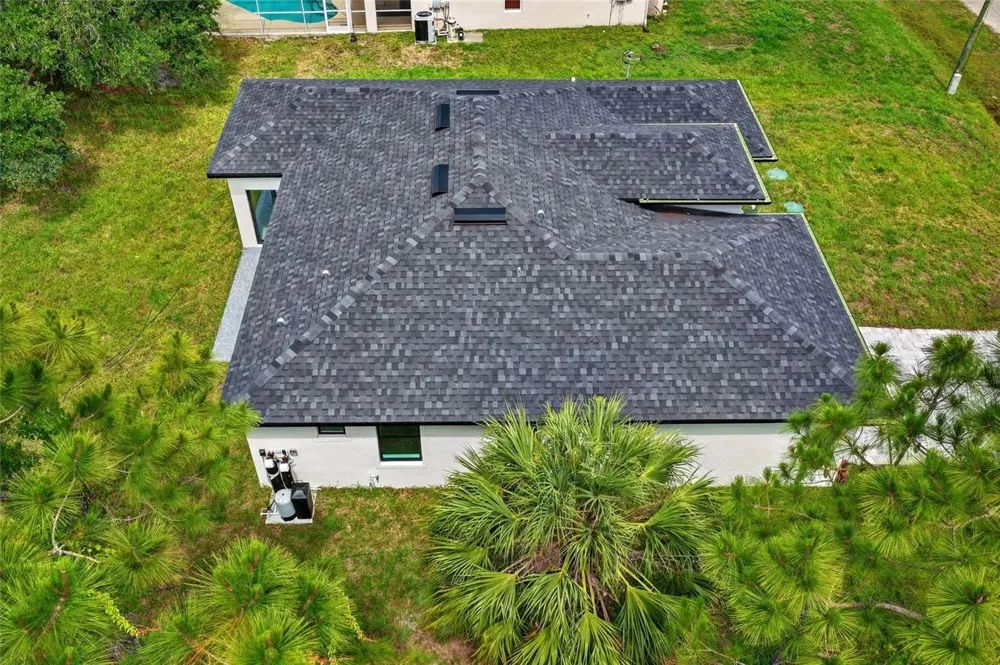 7841 SONTAG AVENUE North Port, FL 34291