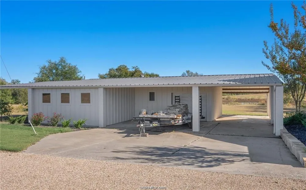 4791 State Highway 21 W (+/- 25 acres) Caldwell, TX 77836