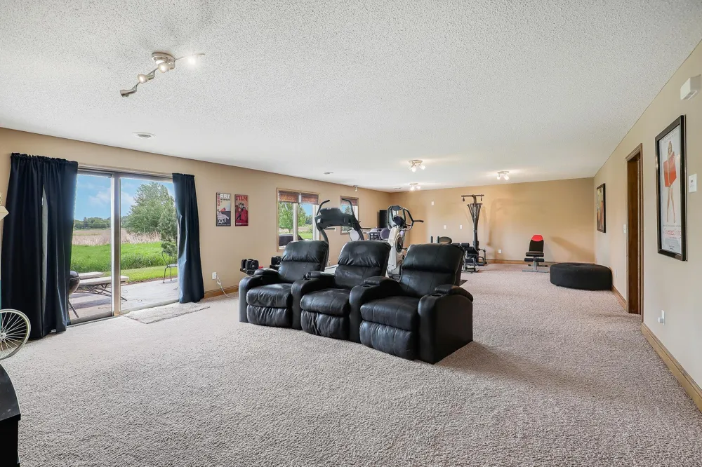4972 Kassel Avenue NE Albertville, MN 55301