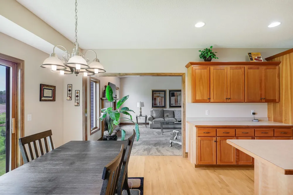 4972 Kassel Avenue NE Albertville, MN 55301