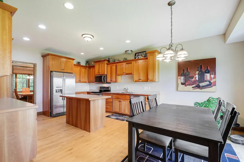 4972 Kassel Avenue NE Albertville, MN 55301