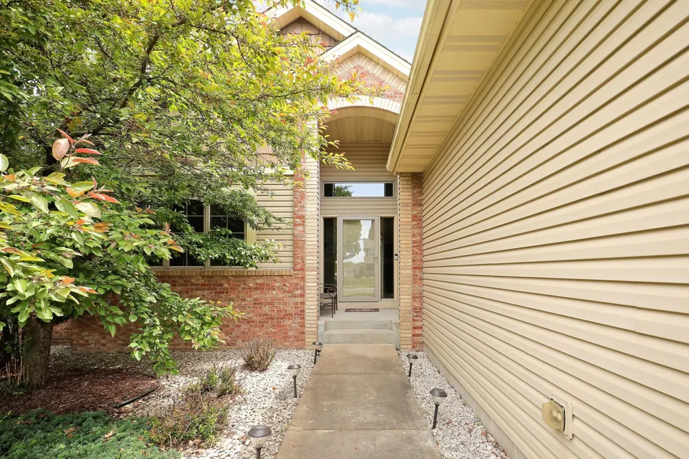 4972 Kassel Avenue NE Albertville, MN 55301