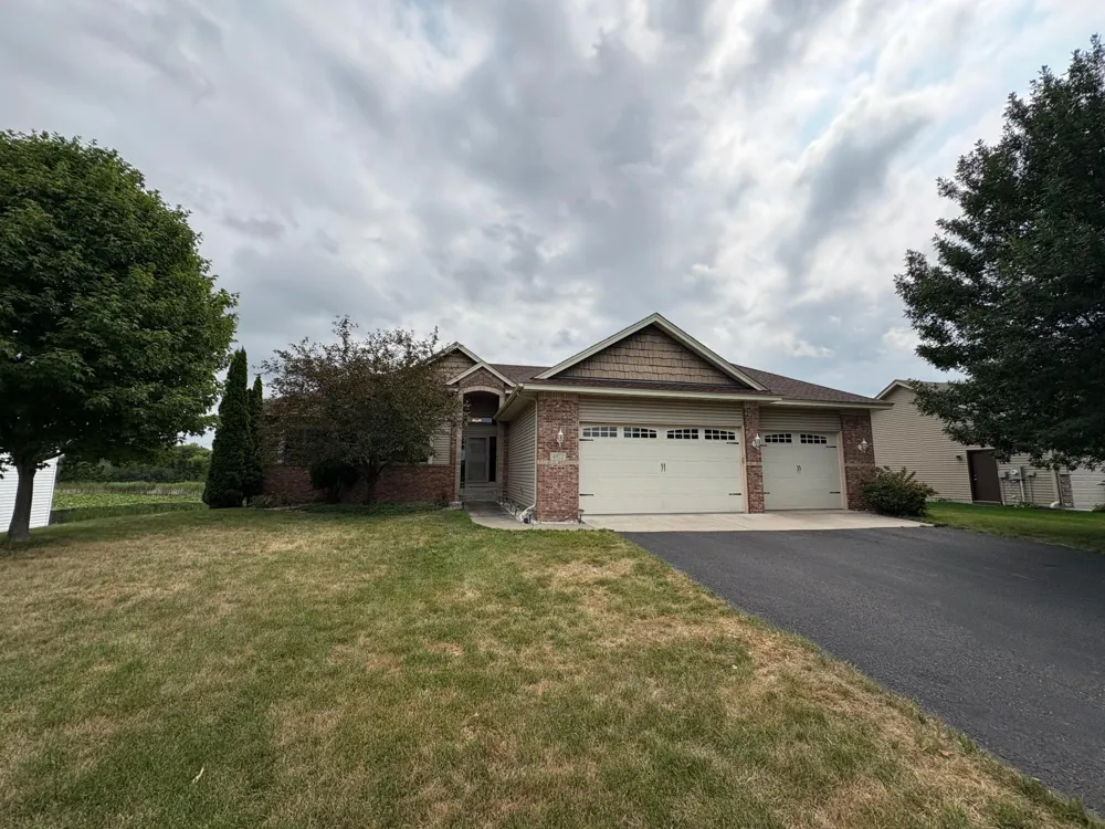 4972 Kassel Avenue NE Albertville, MN 55301