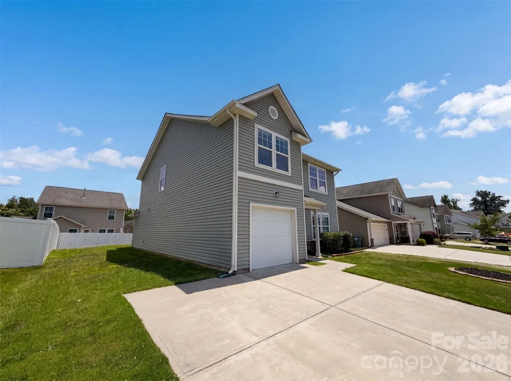 1708 Sawtooth Court Landis, NC 28088