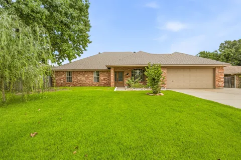 5614 Hondo Drive