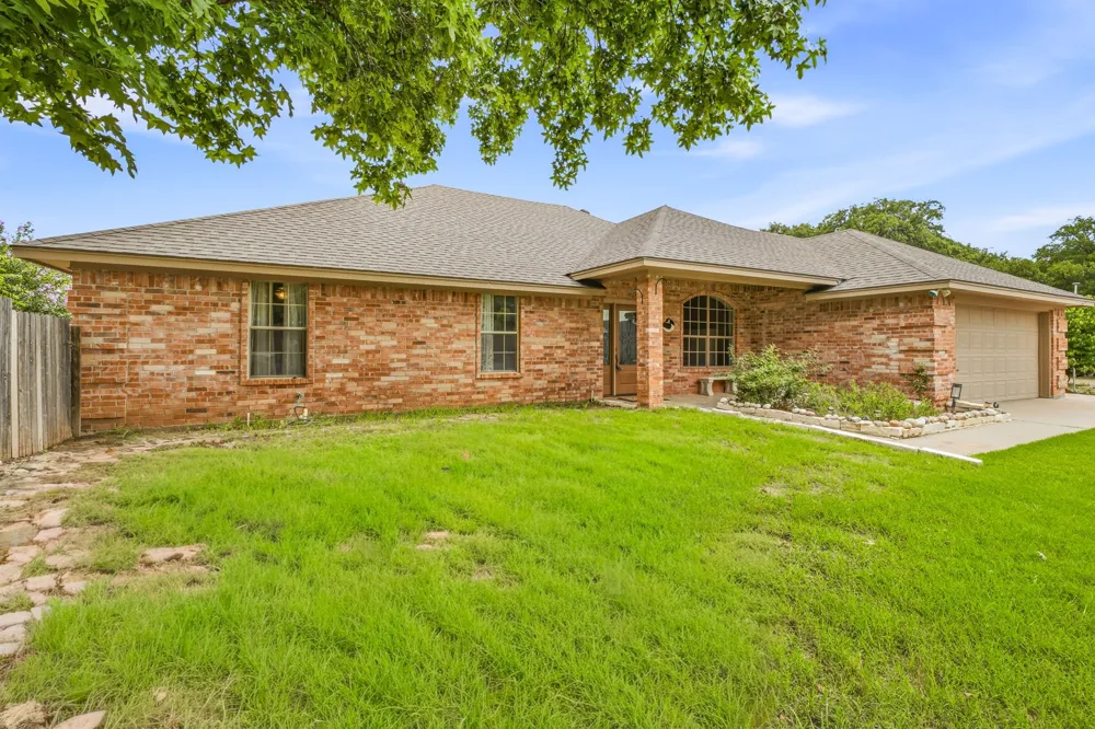 5614 Hondo Drive De Cordova, TX 76049