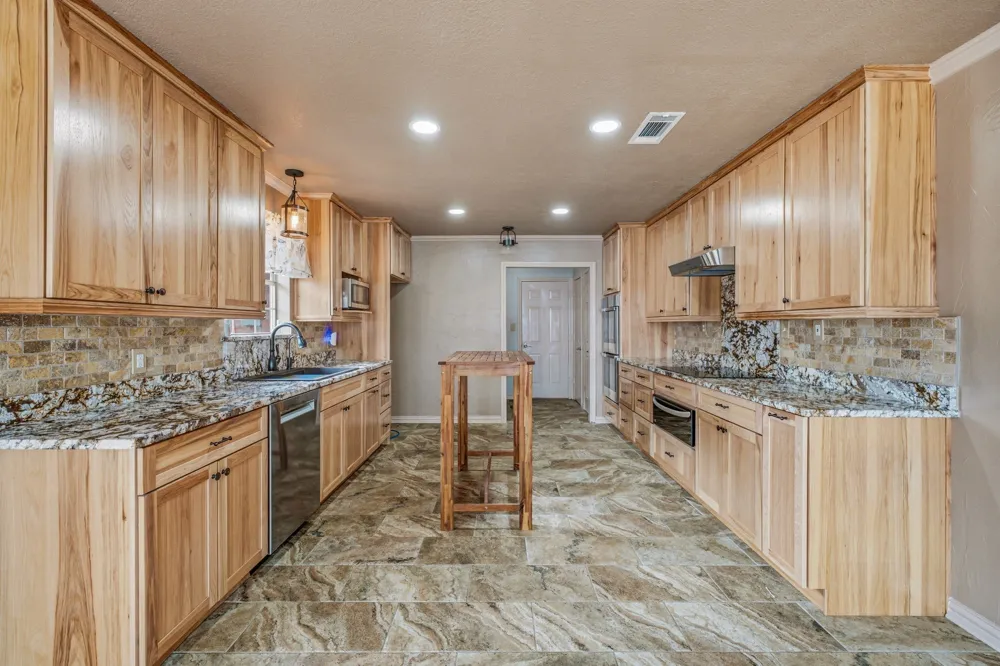 5614 Hondo Drive De Cordova, TX 76049
