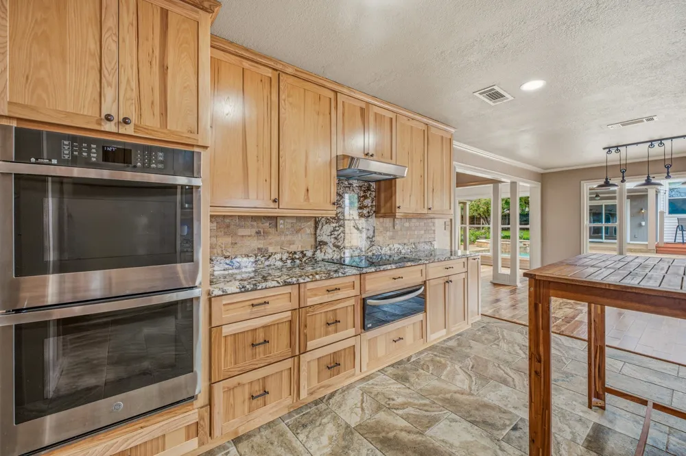 5614 Hondo Drive De Cordova, TX 76049