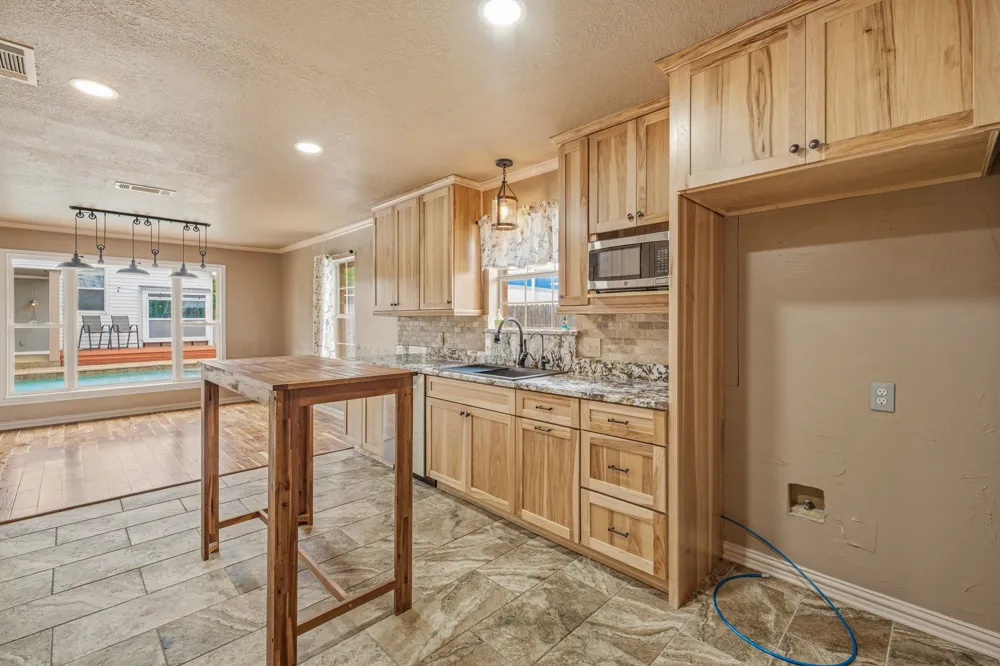 5614 Hondo Drive De Cordova, TX 76049