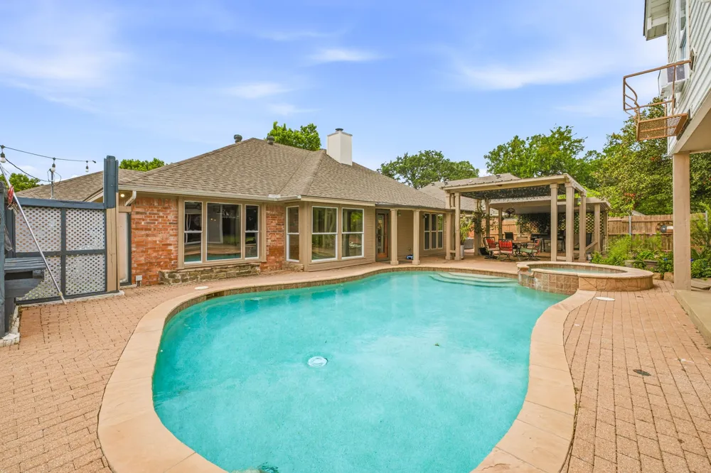 5614 Hondo Drive De Cordova, TX 76049