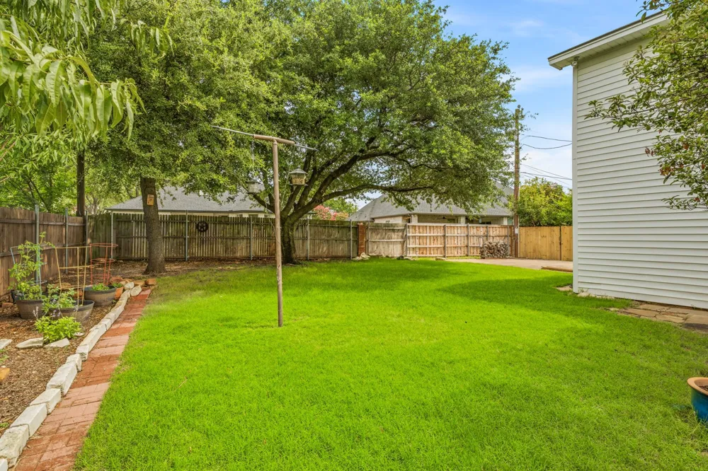 5614 Hondo Drive De Cordova, TX 76049