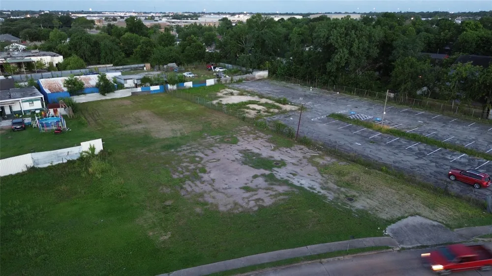 South Street Pasadena, TX 77503