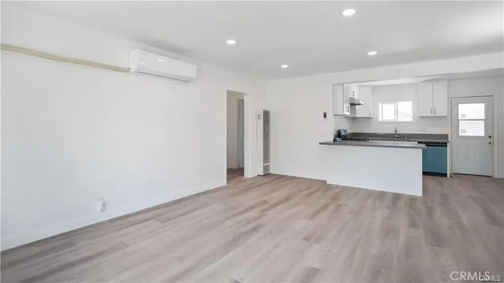 4249 Filhurst Baldwin Park, CA 91706