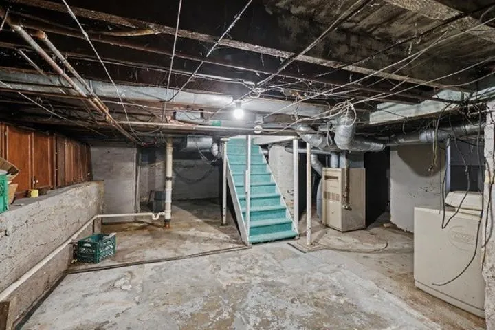 221 W Center Street Alma City, MI 48801