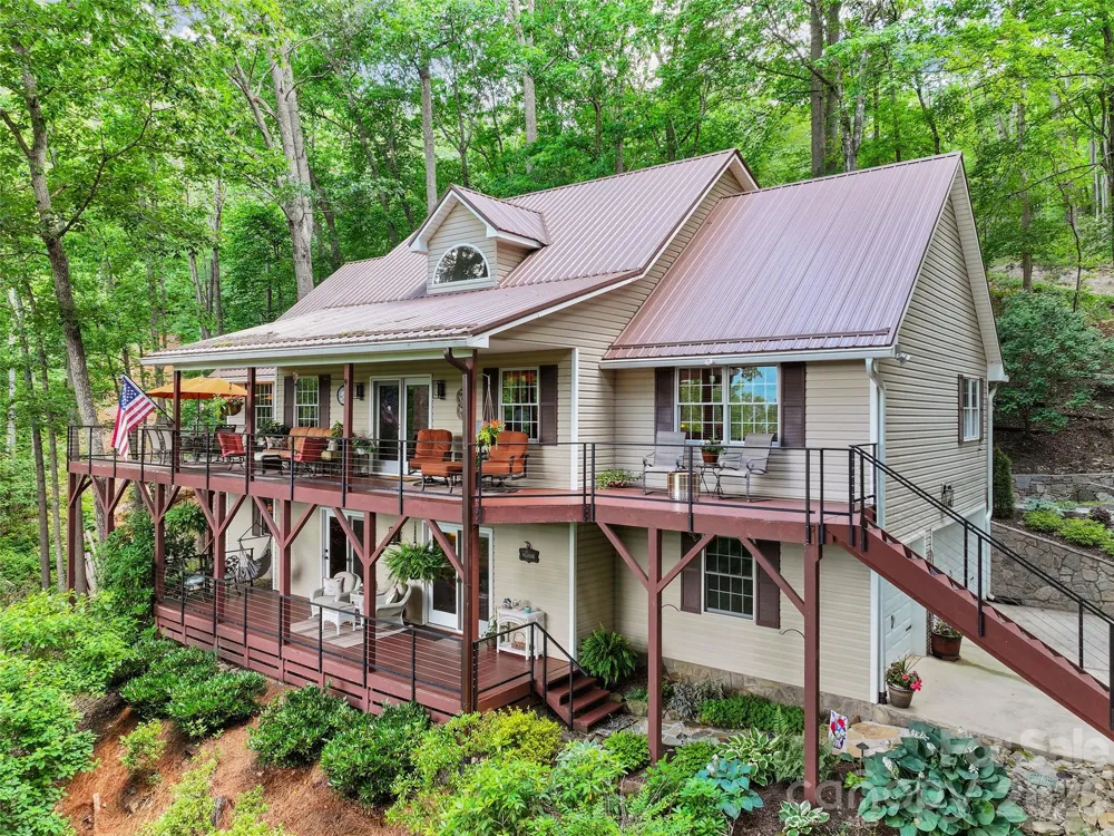233 Rocky Face Drive Canton, NC 28716