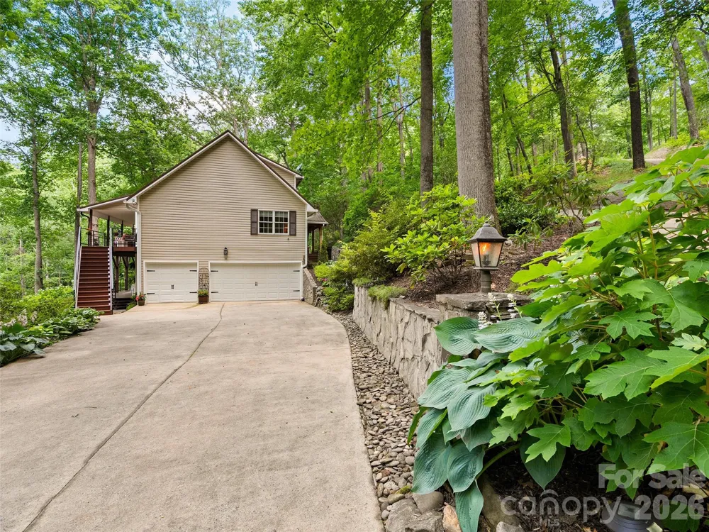233 Rocky Face Drive Canton, NC 28716