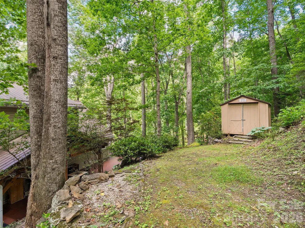 233 Rocky Face Drive Canton, NC 28716