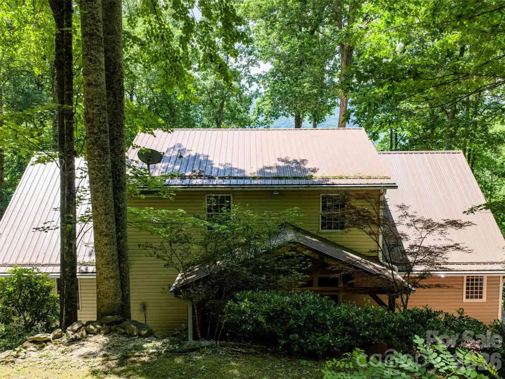 233 Rocky Face Drive Canton, NC 28716